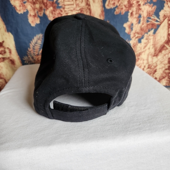 Navy Blue Boston Redsox Ball Cap - Picture 2 of 4